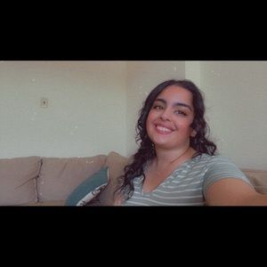 Meet your Posher, Aarti